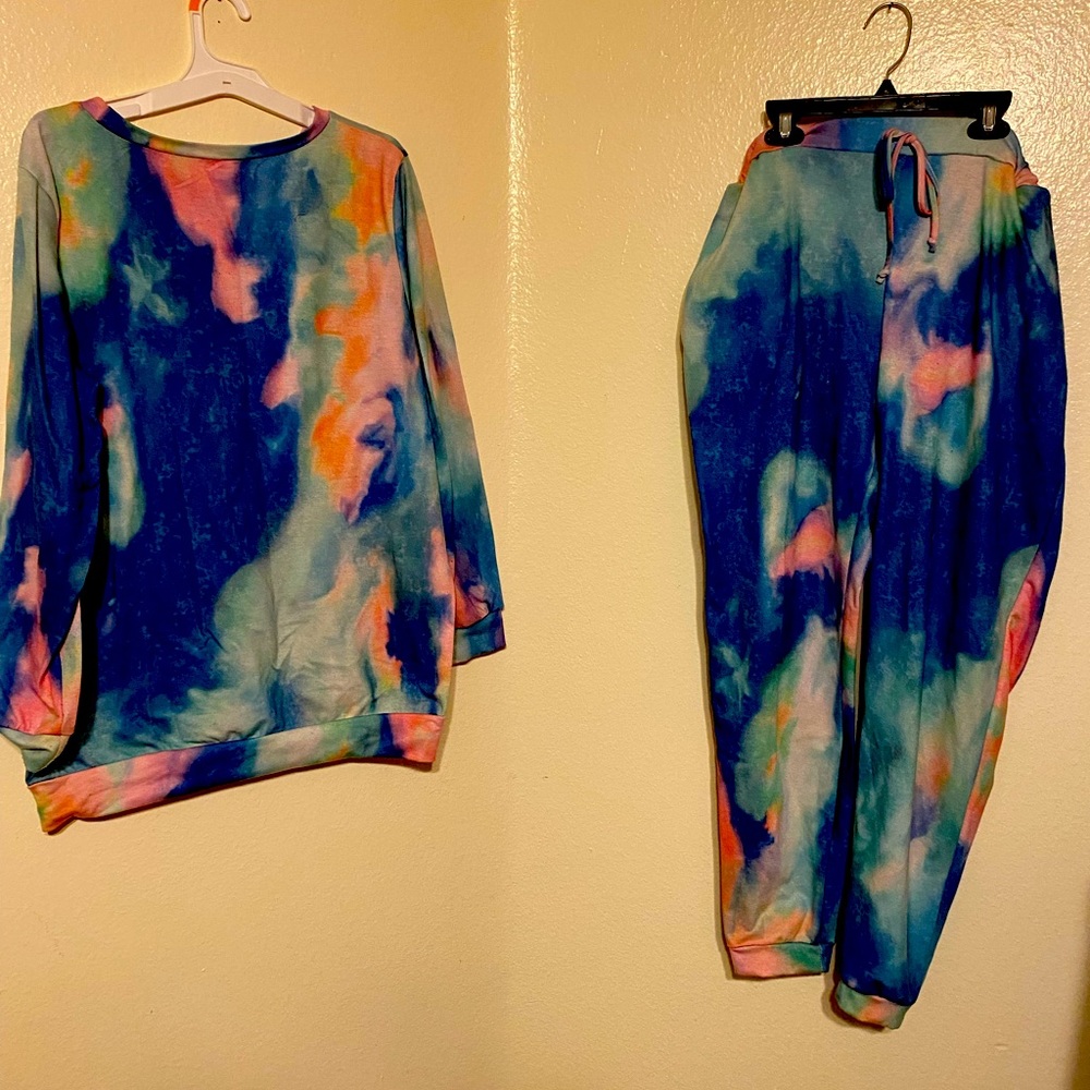 Two Piece Tie Dye Sweat Suit